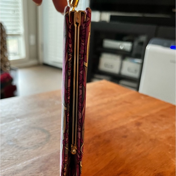 NEW Fuchsia paisley Banana Republic silk clutch (perfect condition) - Picture 7 of 7